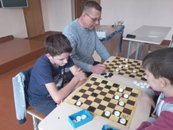 Чемпионат по шашкам/шахматам